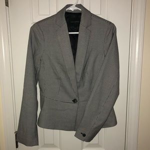 EUC Banana Republic Peplum Houndstooth Blazer